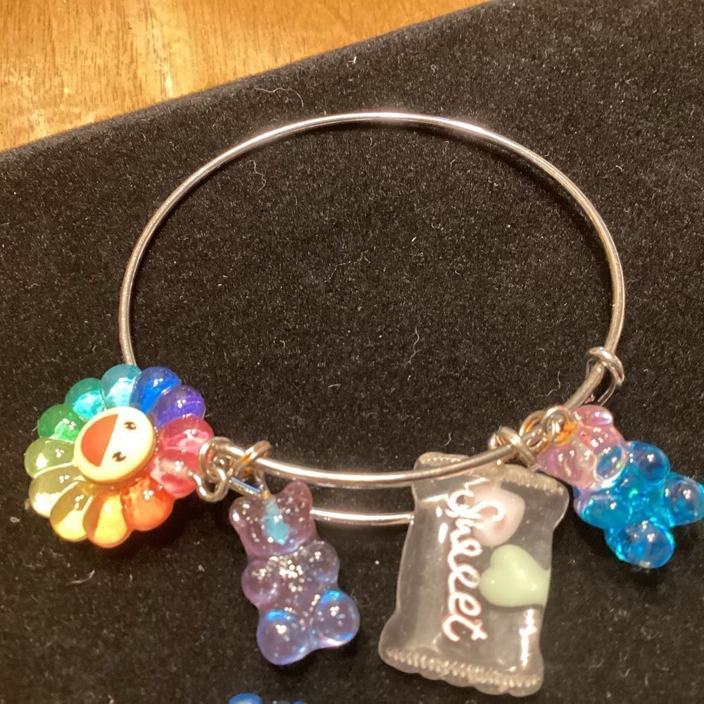 Set of Two Girls Bracelets - Picture 3 of 8